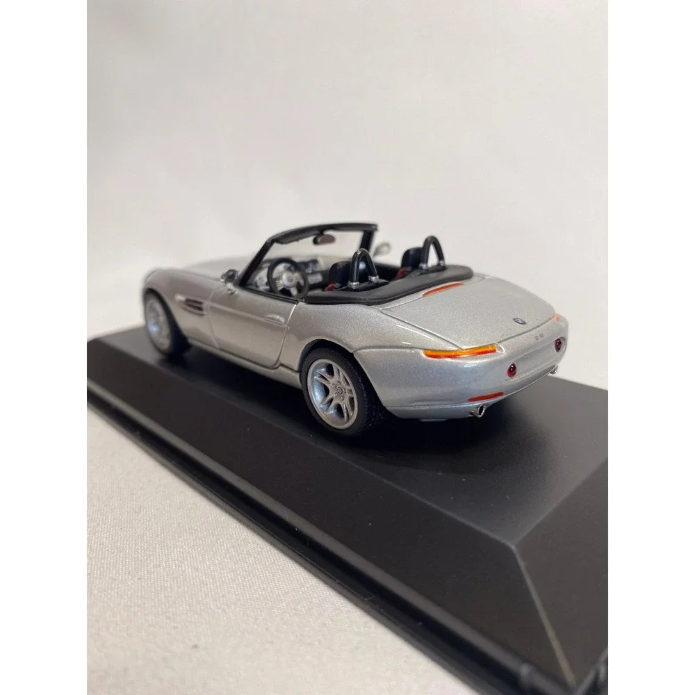 Paul's Model Art/Minichamps 1/43 Scale BMW Z8